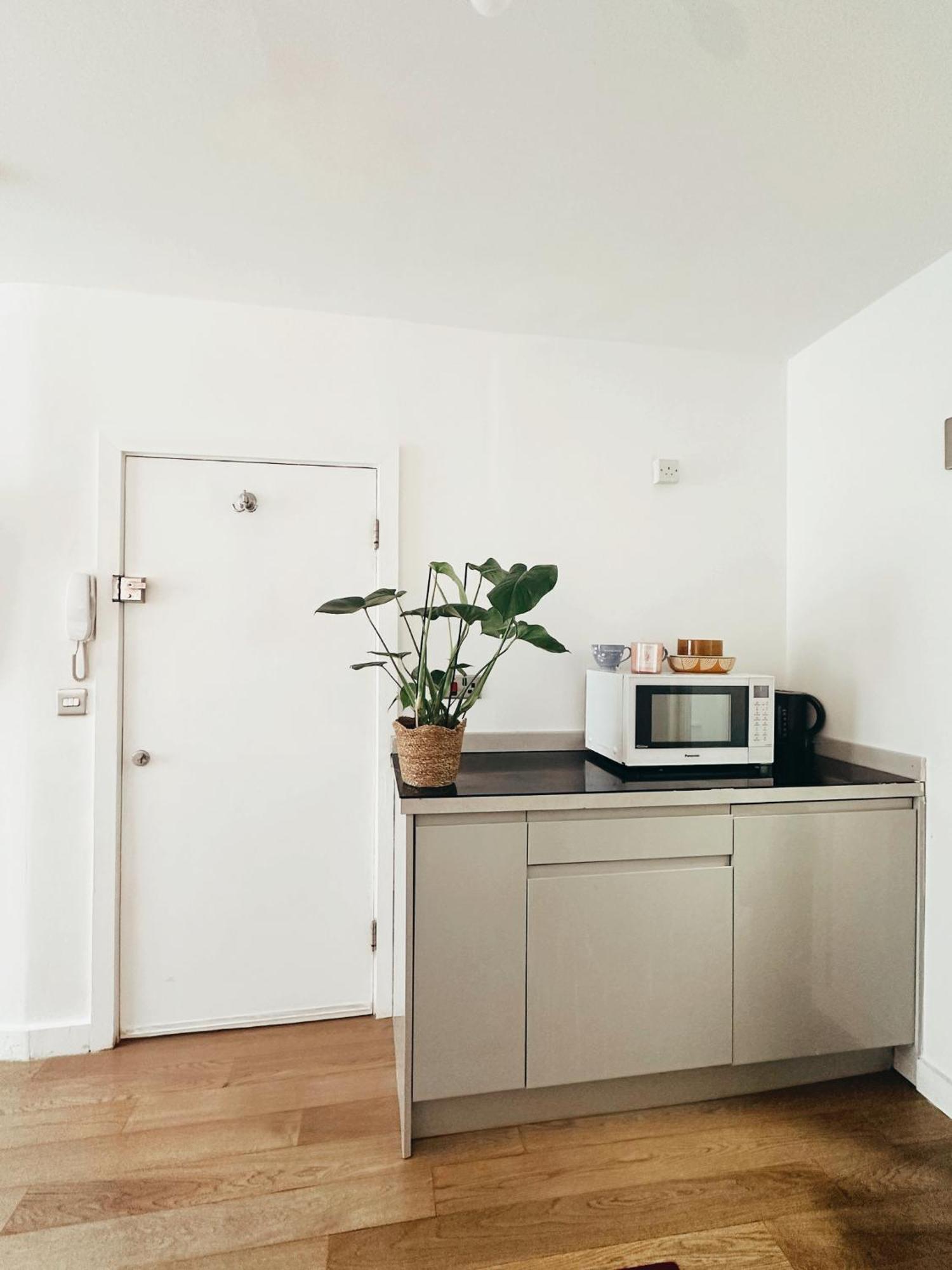 Cosy In Clapham Old Town Appartement *